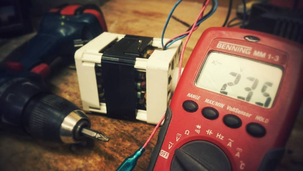 Garage spécialisé dans le diagnostic électronique ou électrique de voiture à Toulon